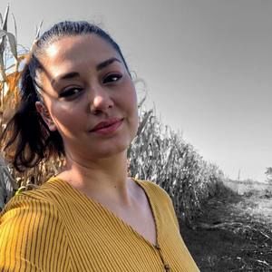 Meet your Posher, Sonia